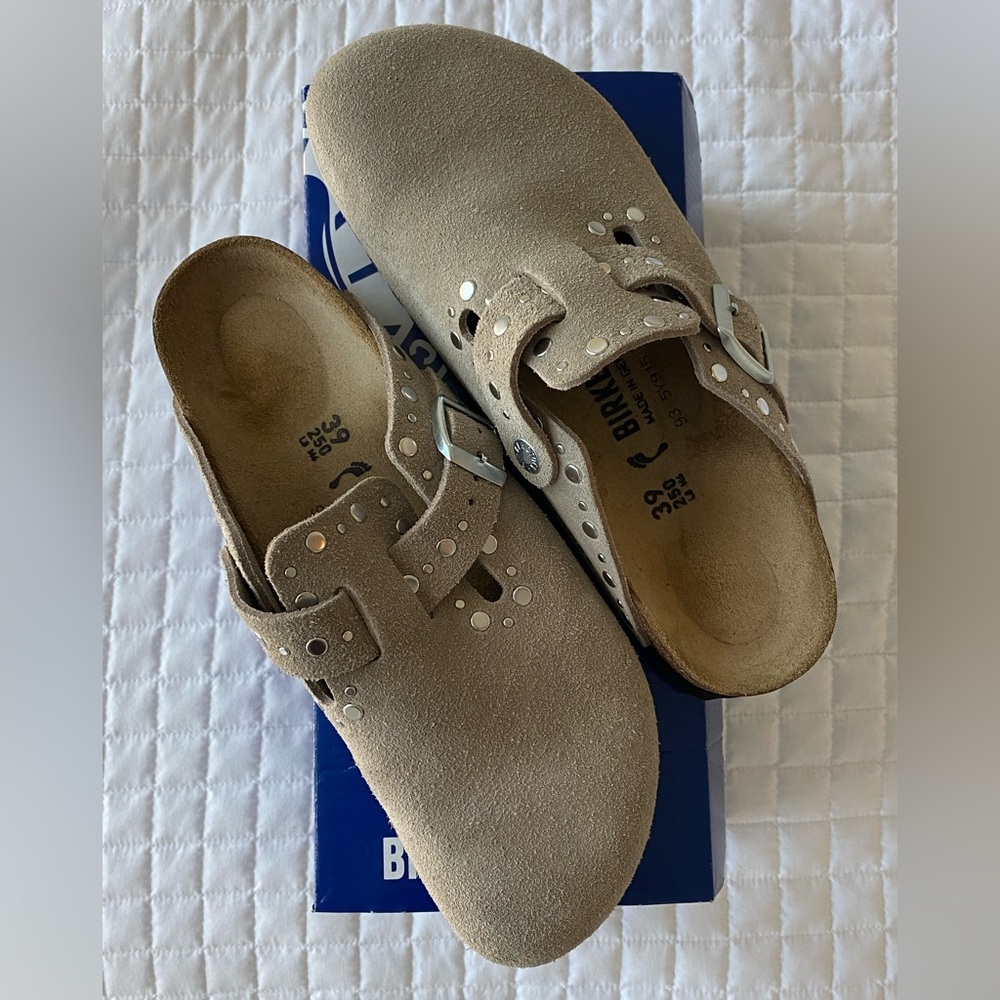 Birkenstock Taupe Suede Boston with River Border, Size 39N